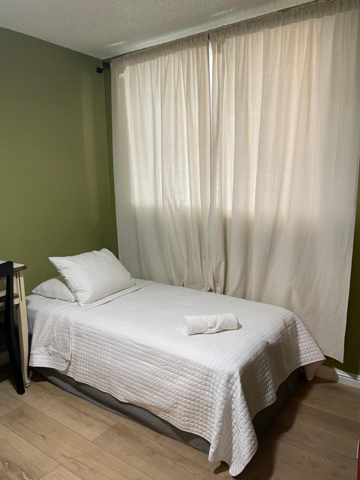 Accommodatie bij particulieren Private In Angeles With Wifi And Ac And Private Fridge!!!